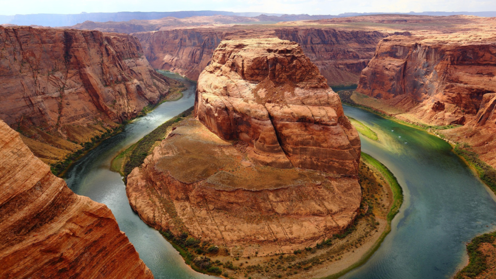 Top 10 Best Tourist Places in The USA